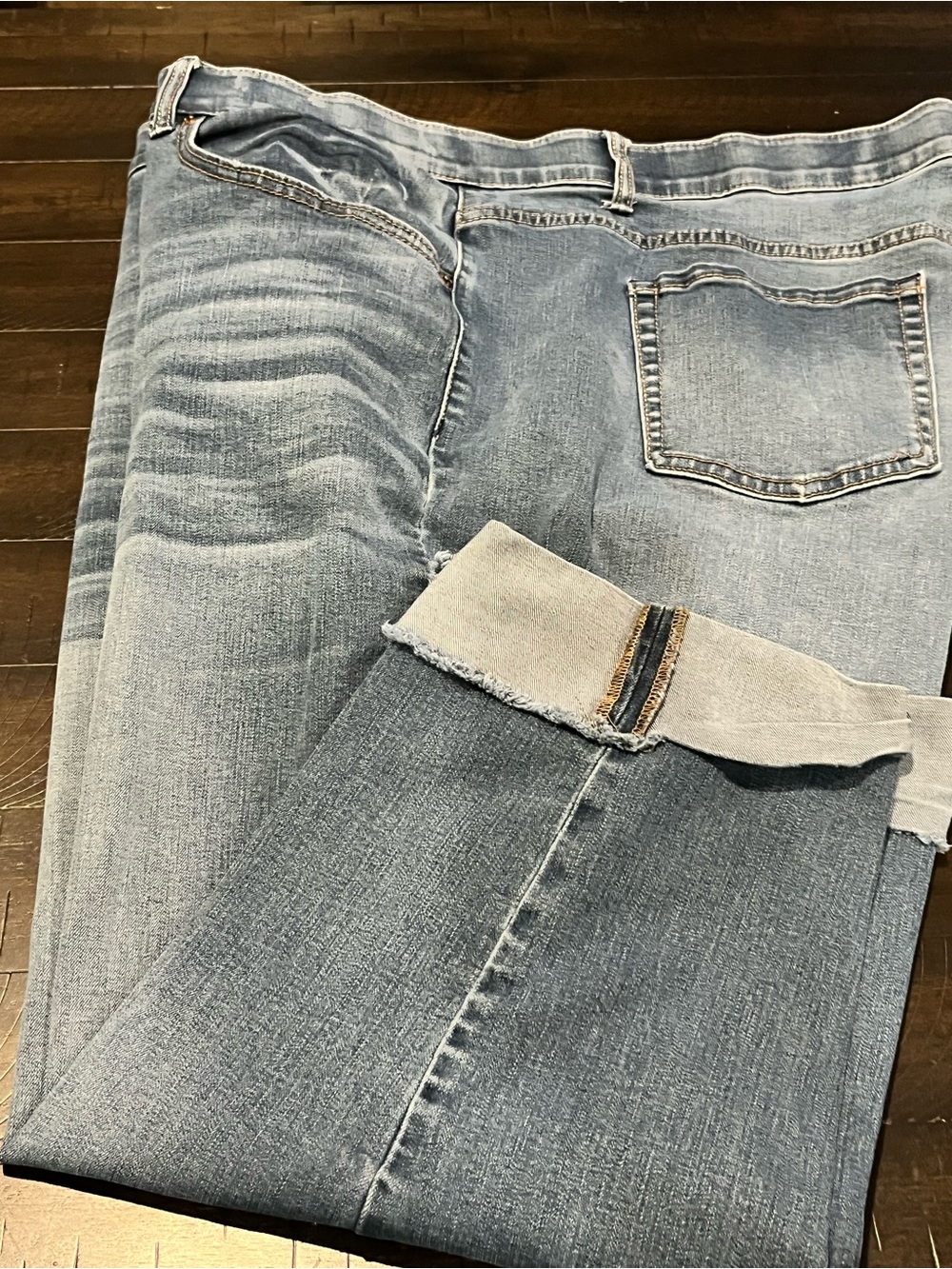 Women’s Light Blue Washed Terra&Sky Jean Capris 26W 3X